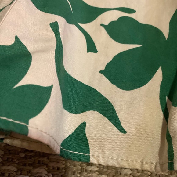 Banana Republic spring skirt - Picture 3 of 3